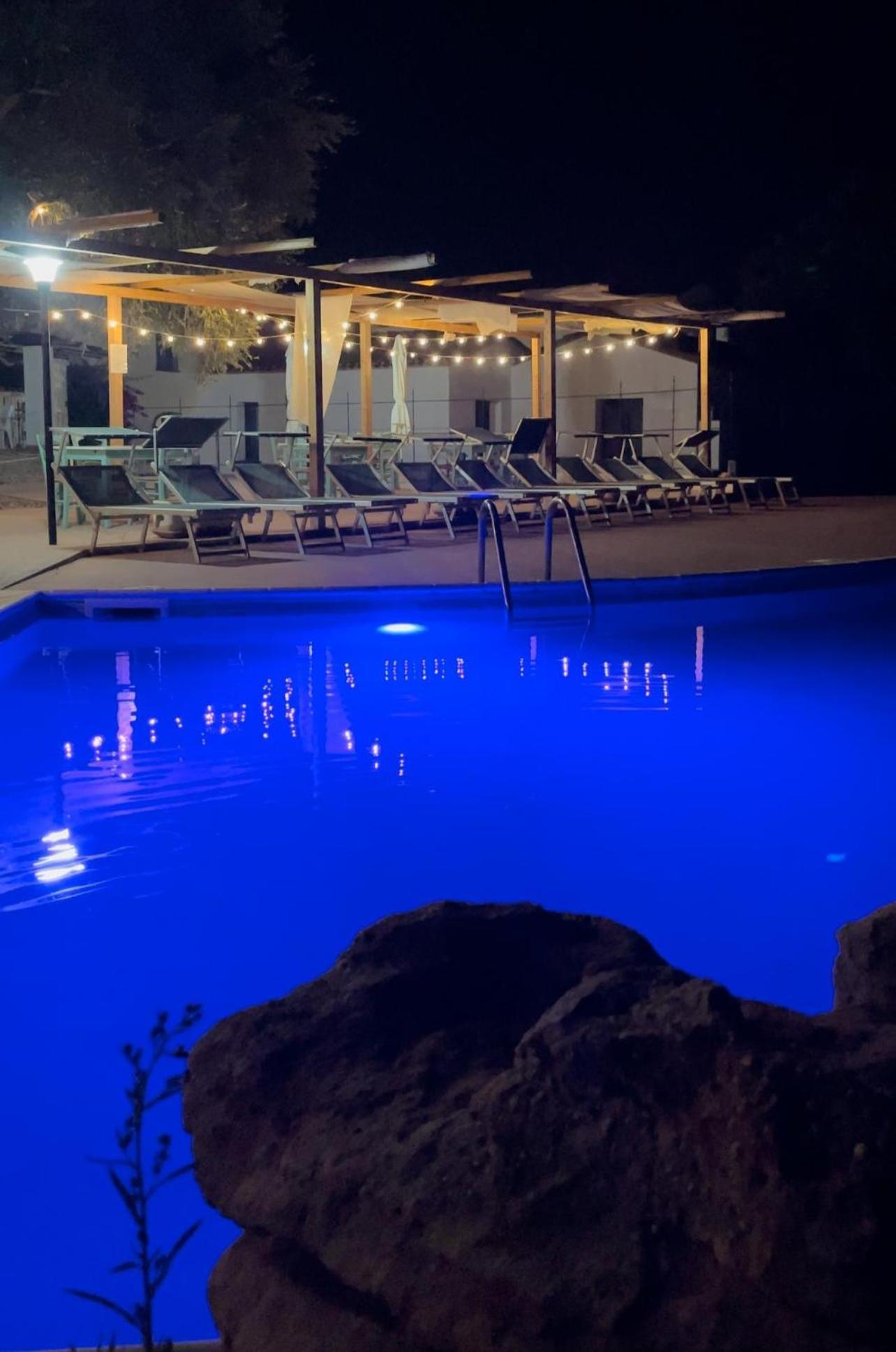 Cort'E Nastasj Hotell Tertenìa Exteriör bild